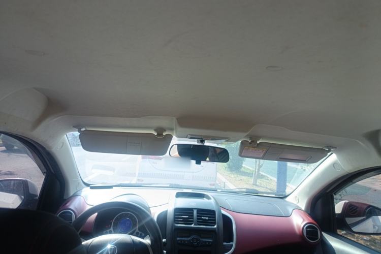 Used CHANGAN Benni 2015 1.4L IMT Luxury Model China V Standard