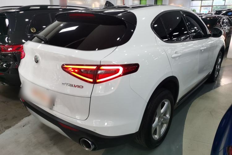 Used Alfa Romeo Stelvio 2017 2.0T 200HP Elite Edition
