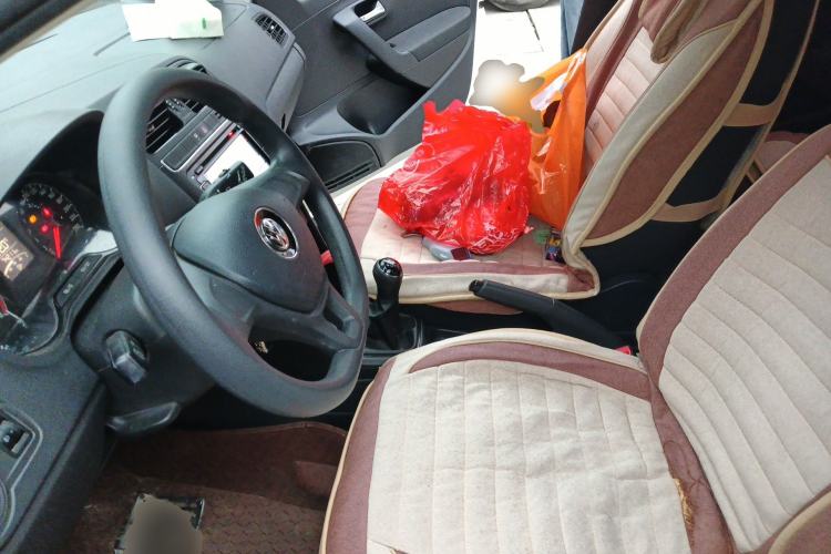 Used Volkswagen Polo 2016 1.4L Manual Fashion Model Left Front Seat