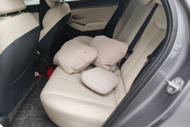 Used BYD Qin L 2025 DM-i Smart Drive 80KM Leading Model
