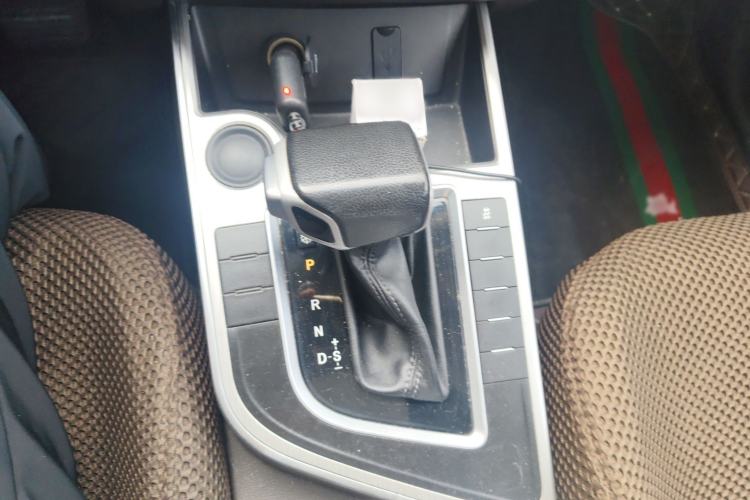 Used FORTHING Joyear X6 2017 Jingxiang Series 1.5T CVT Luxury Model
