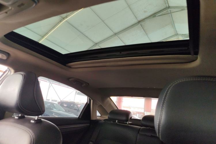 Used Geely Auto Emgrand GL 2018 1.4T Manual Elite Smart Connectivity Version