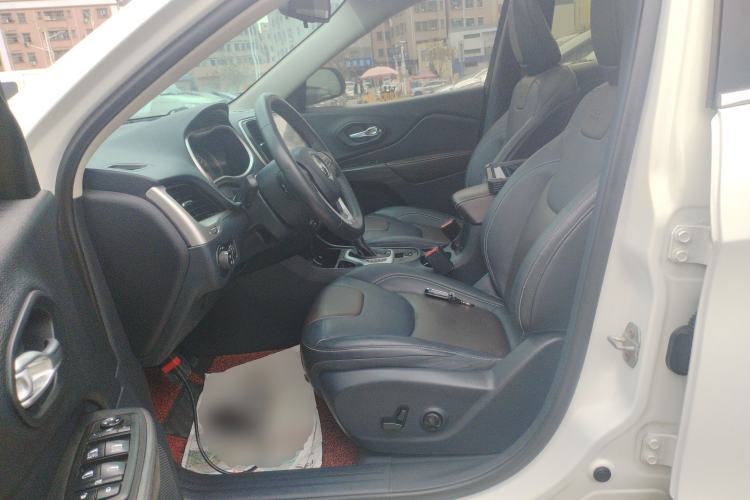 Used Jeep Cherokee 2016 2.4L Leading Edition