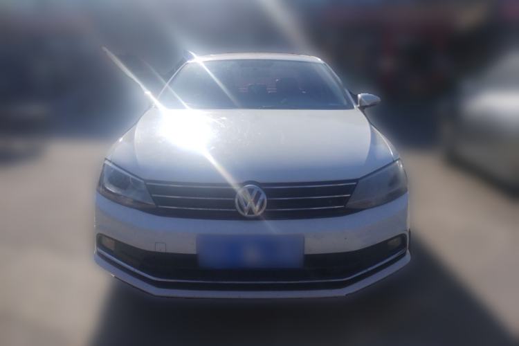 Used Volkswagen Sagitar 2017 230TSI Automatic Comfort Version