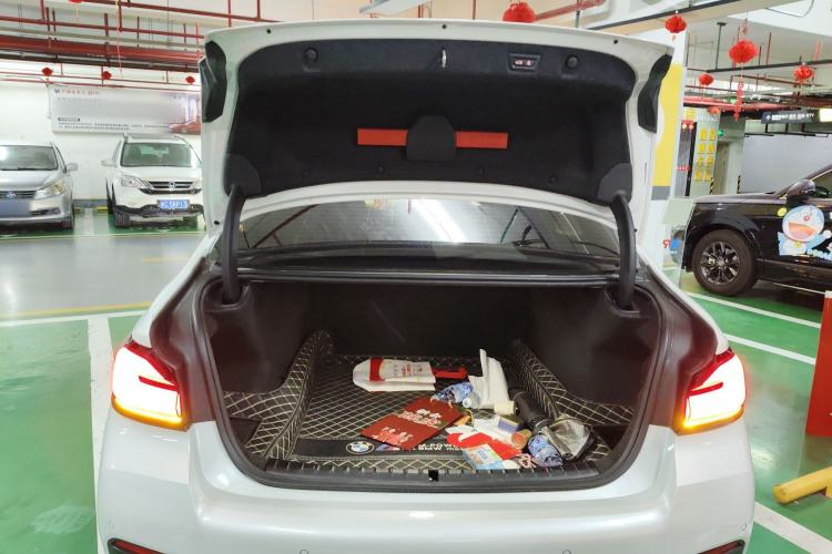 Used BMW 5 Series 2022 Restyled 530Li Leading Edition M Sport Package
