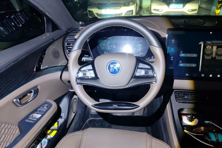 Used BYD Han 2022 DM-i 121KM Luxury Model