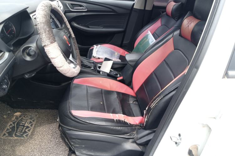 Used Roewe i5 2019 1.5L Automatic 4G Connected Langyue Edition Left Front Seat