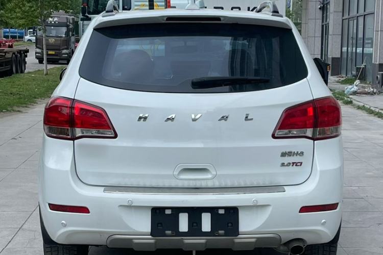 Used Haval H6 2016 Upgraded Model 1.5T Automatic Two-Wheel Drive Elite Version

