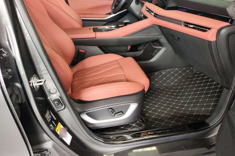 Used CHANGAN CS75 PLUS 2024 3rd Generation Champion Edition 1.5T Intelligent Drive Dynamic Model Right Front Seat