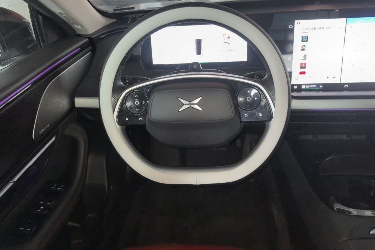 Used XPeng P7 2022 670N+ Steering Wheel