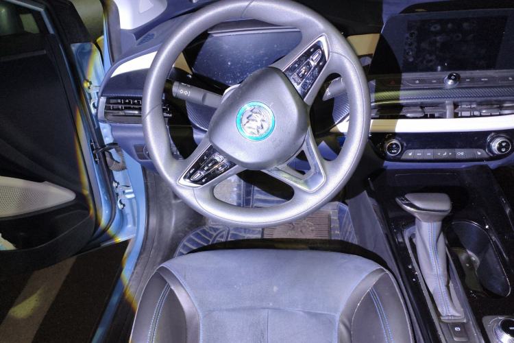 Used Buick Velite 6 2019 Connected & Smart Edition Steering Wheel