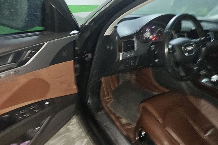 Used Audi A8 2013 A8L 50 TFSI quattro Comfort model
