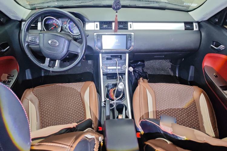 Used GAC Gonow GX6 2015 2.4L Two-Wheel Drive Elite Edition
