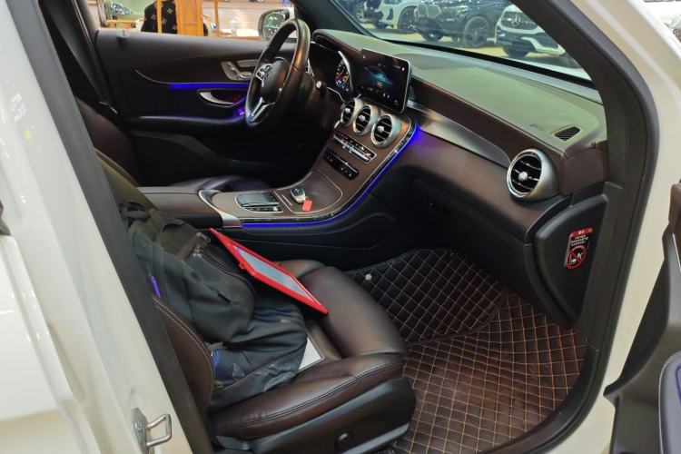 Used Mercedes-Benz GLC 2020 GLC 300 L 4MATIC Dynamic Edition
