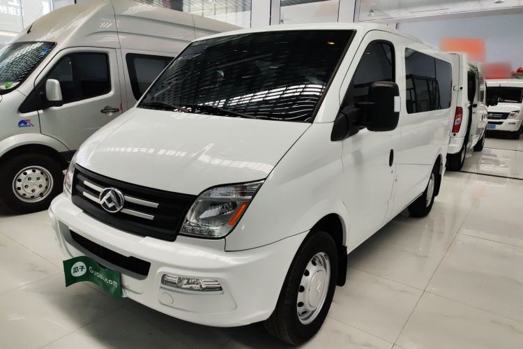 Used SAIC MAXUS Xintu V80 2023 2.0T Manual Classic Aoyuntong Short Wheelbase Ultra-Low Roof 5/6-Seater