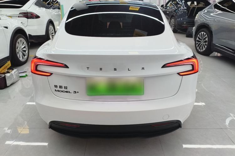 Used Tesla Model 3 2023 Long-Range All-Wheel-Drive Version
