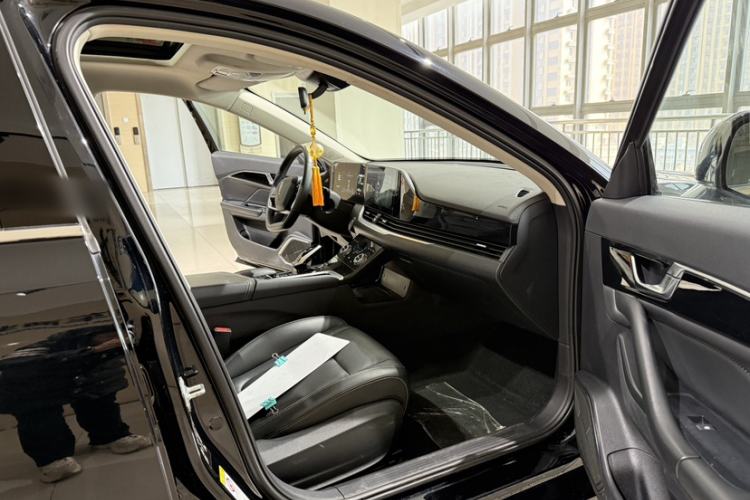 Used Bestune B70 2023 Third Generation 1.5T Automatic Enjoyment Version Interior 9