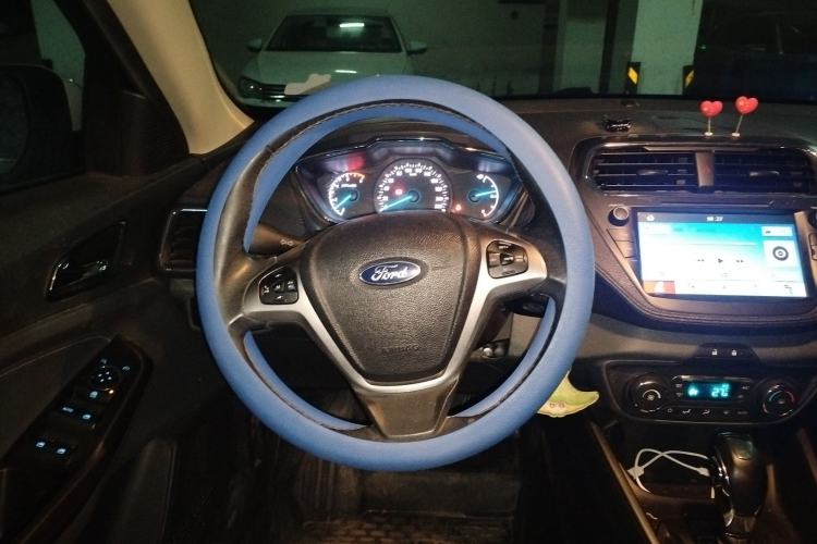 Used Ford Escort 2017 Happiness Edition 1.5L Automatic Fashion Version
