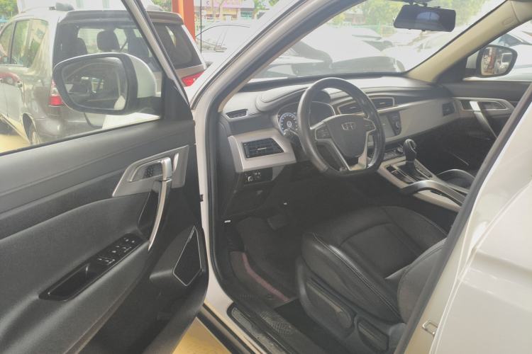 Used Geely Auto Emgrand X7 Sport 2016 1.8TD Automatic Smart Connectivity Version Driver Seat