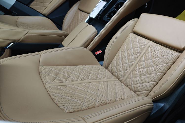 Used Audi Q6 2024 45 TFSI quattro Qiyun Edition Yulin Package 6 seats Right Front Seat