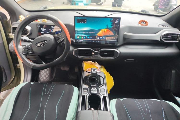 Used Geely Auto Cowboy 2025 1.5TD Trendy Play Edition
