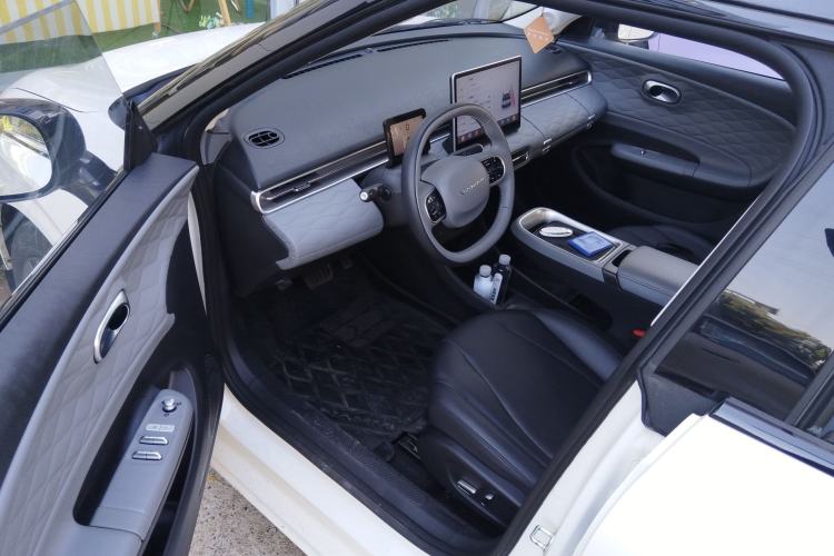 Used Dongfeng NAMMI 01 2024 Co-Creation Edition – Co-Creation WE Version
