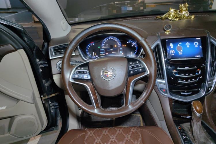 Used Cadillac SRX 2013 3.0L Luxury Model Steering Wheel