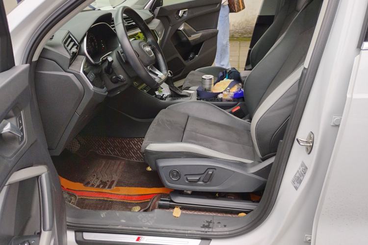 Used Audi Q3 2022 35 TFSI Fashion Dynamic Model Driver Seat