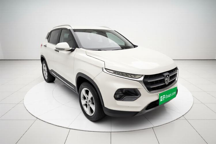 Used Baojun 510 2017 1.5L Manual Fashion Model
