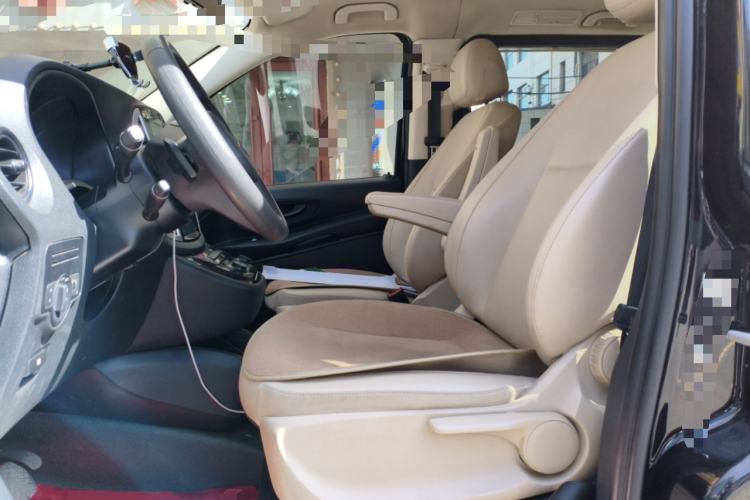 Used Mercedes-Benz Vito 2018 2.0T Elite Version 9 Seats China VI Emission Standard Left Front Seat