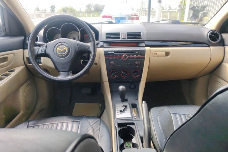 Used Mazda 3 2010 1.6L Automatic Classic Stylish Version Center Console