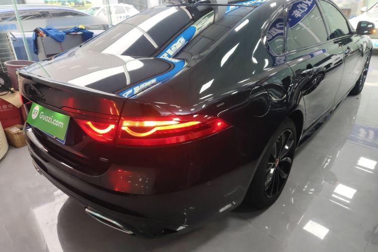 Used Jaguar XFL 2021 XFL 2.0T P250 All-Wheel-Drive Shimmering Black Sport Edition
