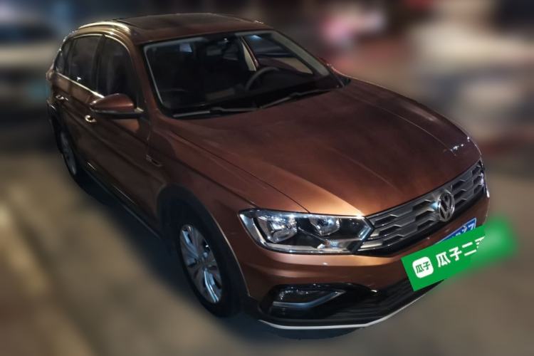 Used Volkswagen C-TREK 2017 230TSI Manual Comfort Version