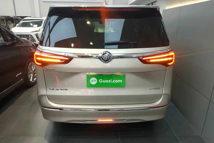 Used Buick GL8 2022 ES Landtrek 653T Comfort Edition
