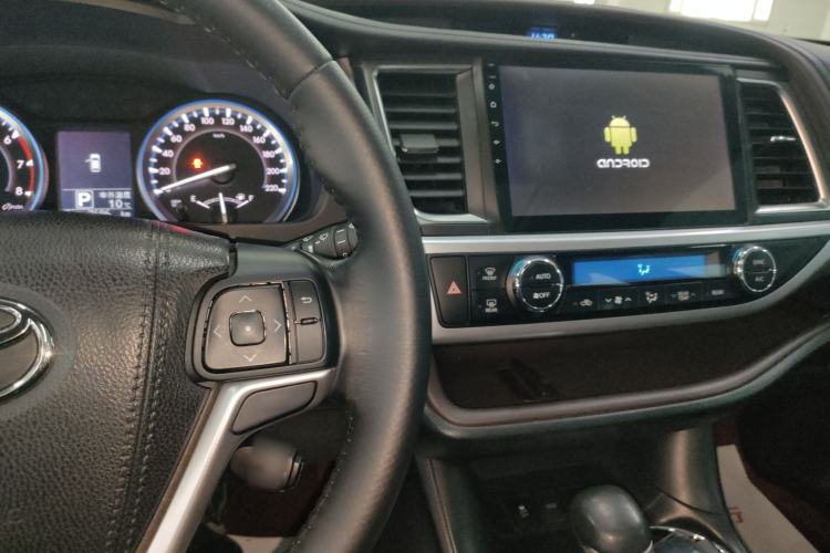 Used Toyota Highlander 2015 2.0T Four-Wheel Drive Luxury Edition 7-Seater
