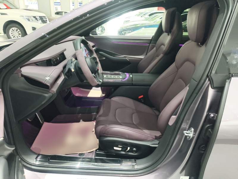Used Xiaomi Auto SU7 2024 Four-Wheel Drive Ultra-Long Range Advanced Intelligent Driving Max Edition — 14