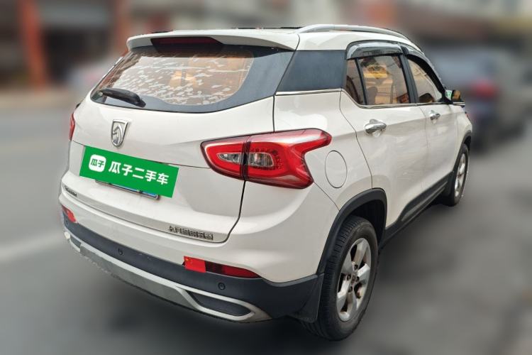 Used Baojun 510 2017 1.5L Manual Fashion Model
