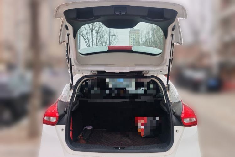 Used Ford Focus 2017 Hatchback 1.6L Manual Fashion Edition SmartDrive Version