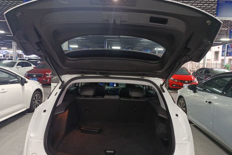 Used Buick Velite 6 2023 Revised Version 430 km Range – Commuter Edition
