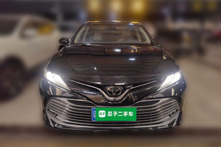 Used Toyota Camry 2018 2.0G Luxury Edition Front