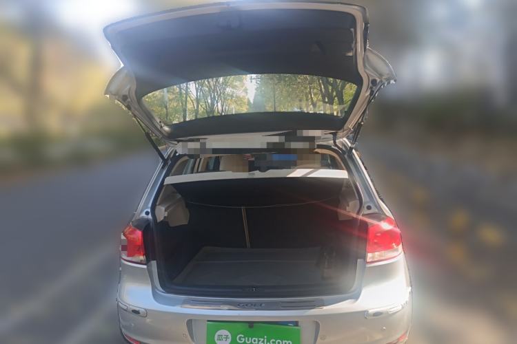 Used Volkswagen Golf 2012 1.6L Automatic Fashion Model