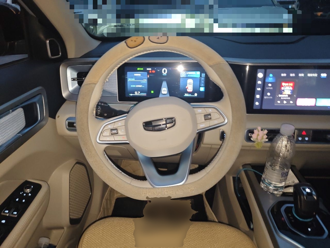 Geely Auto icon 2023 1.5TD Star Player — снимка 7