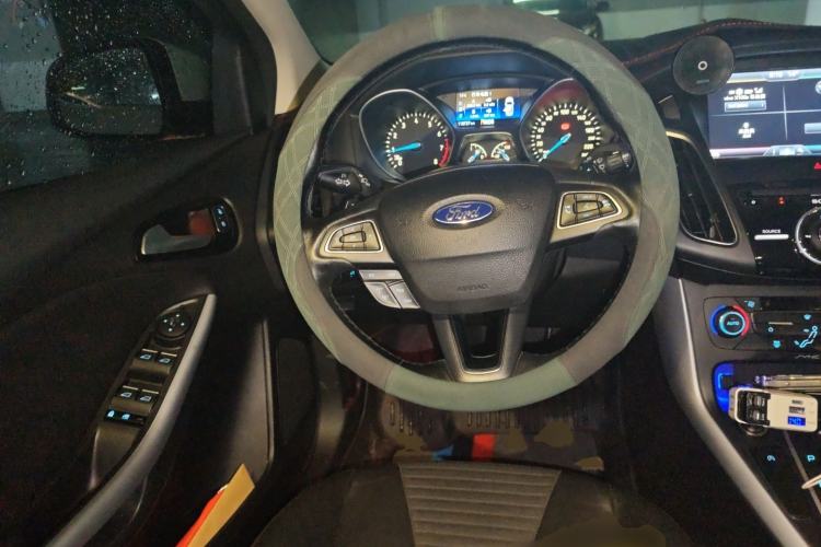 Used Ford Focus 2015 Hatchback EcoBoost 180 Automatic Sport Model
