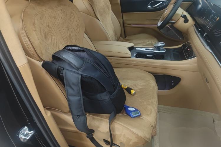 Used VOYAH Dream 2024 PHEV Ultra-Long Range Flagship Edition Right Front Seat