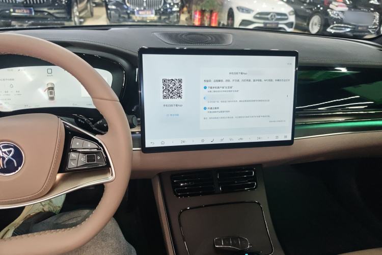 Used BYD Han 2025 DM-i Intelligent Driving Edition 125KM LiDAR Flagship Model
