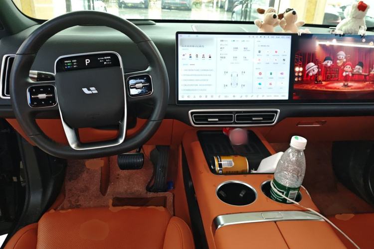 Used Li Auto L6 2025 Pro Smart Refresh Edition Center Console