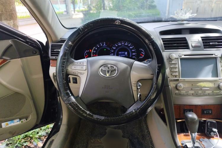 Used Toyota Camry 2010 200G Classic Edition
