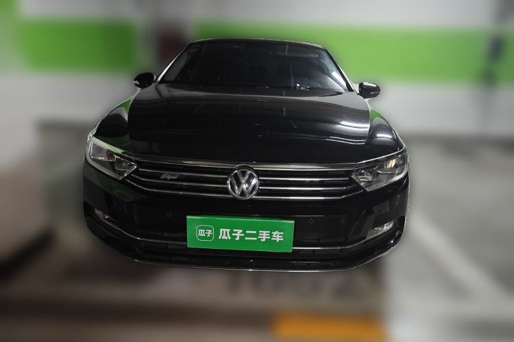 Used Volkswagen Magotan 2018 280TSI DSG Comfort Model
