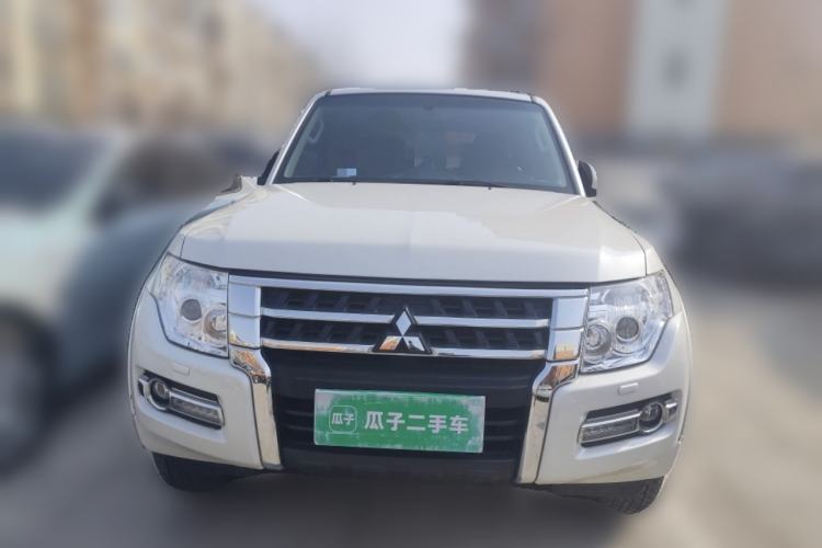 Used Mitsubishi Pajero 2019 3.0L Automatic Standard Edition
