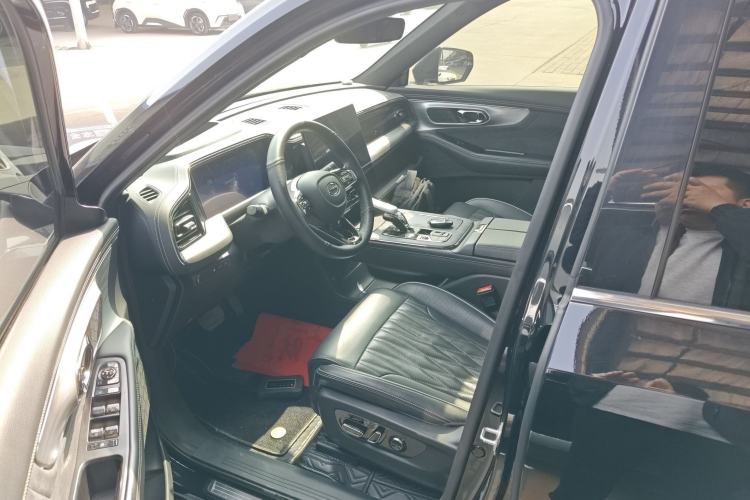 Used GAC Trumpchi GS8 2022 Dual-Engine Series 2.0TM Two-Wheel Drive Prestige Edition (7 Seats)
